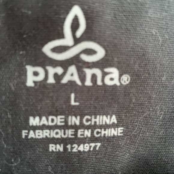 PrAna Vest with Zipper and Pockets - Picture 7 of 8